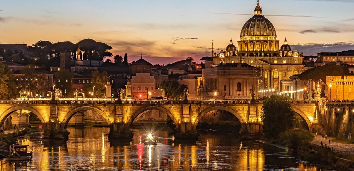 Al momento del mio ultimo aggiornamento, la popolazione di Roma è stata stimata a circa 2,8 milioni di abitanti